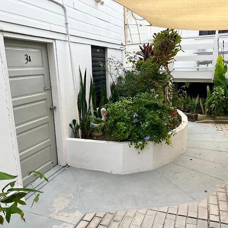 Blue Wave Guest House Caye Caulker Exterior foto