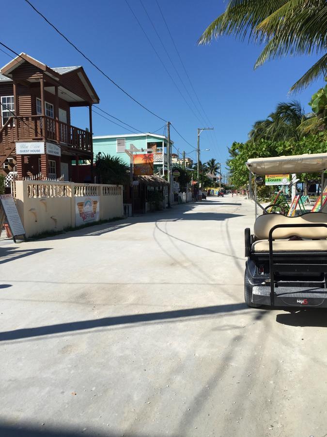 Blue Wave Guest House Caye Caulker Exterior foto